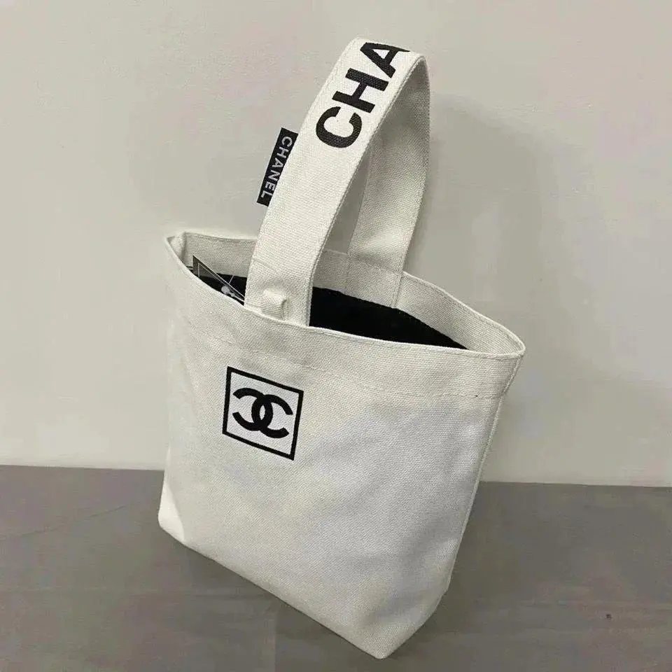 Chanel Tote Bag