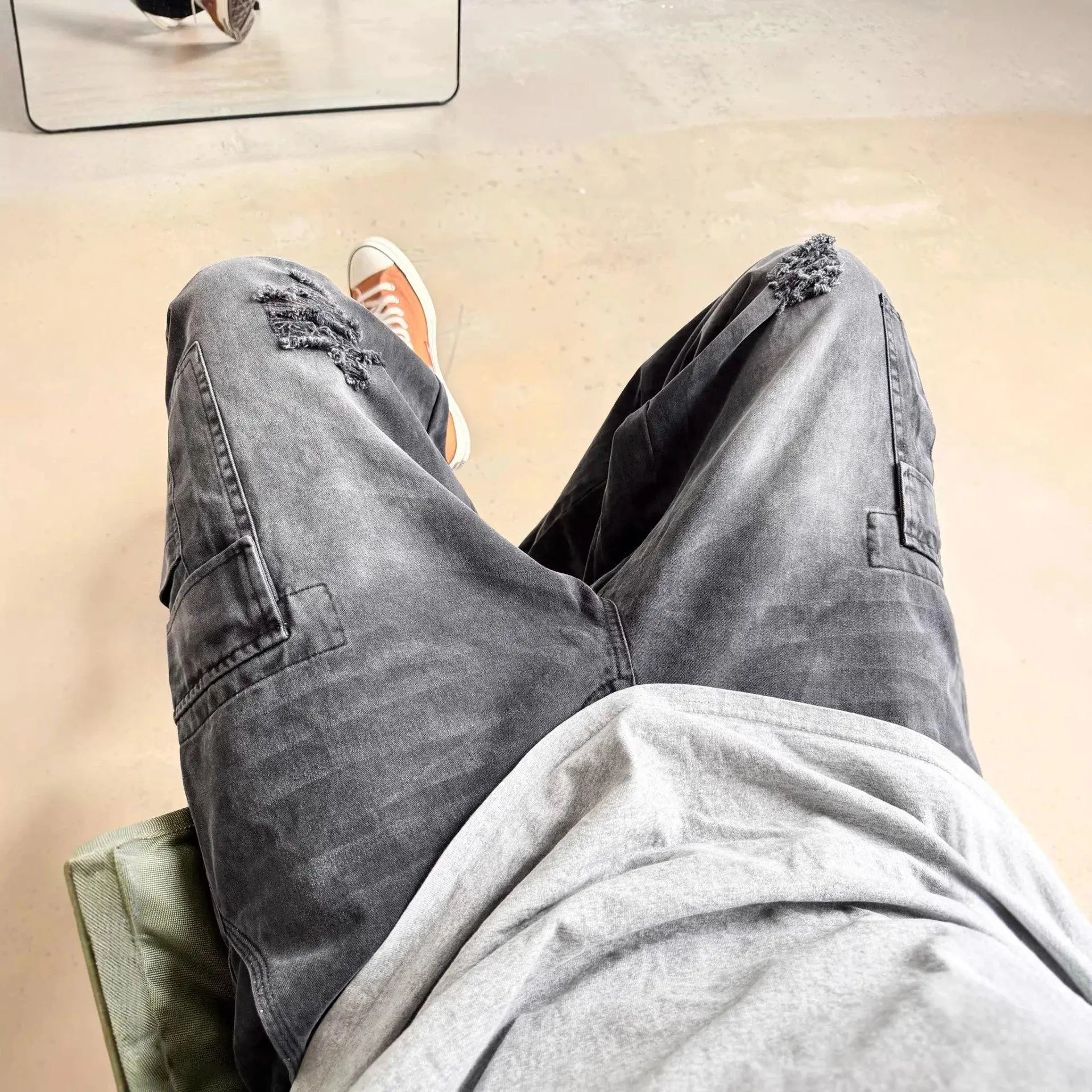 Joyieulyn Distressed Cargo Pants