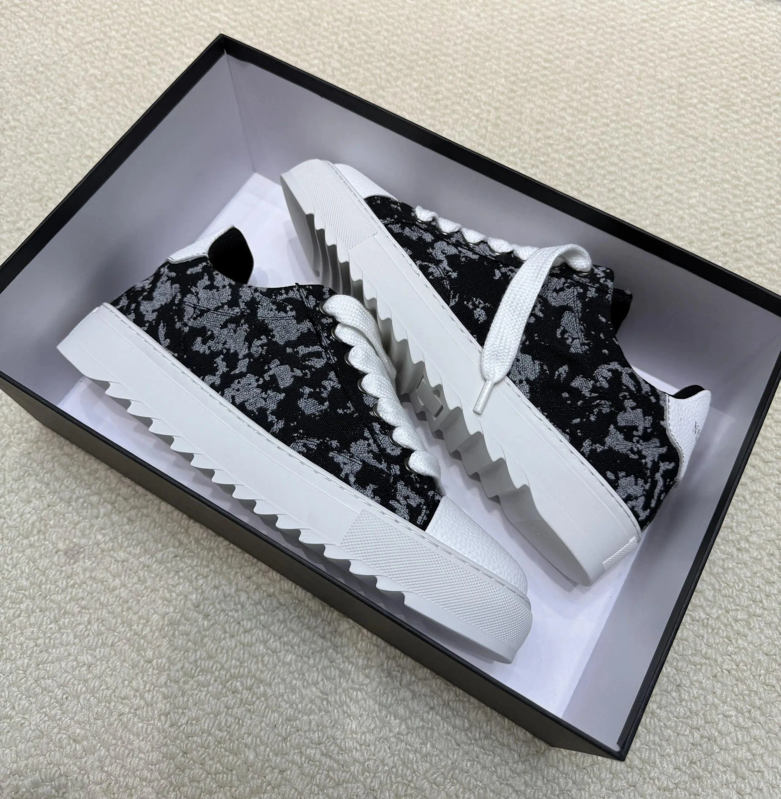 Alexander McQueen Oversized Sneakers