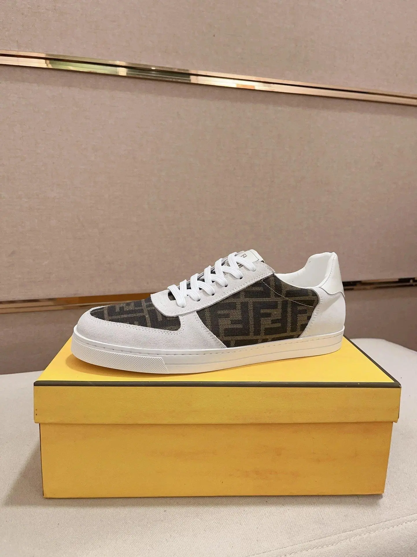 Fendi Sneakers