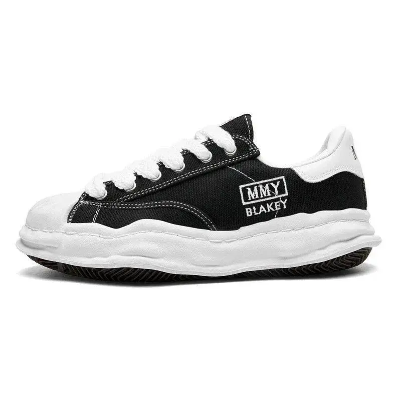 MMY Blakey Sneakers