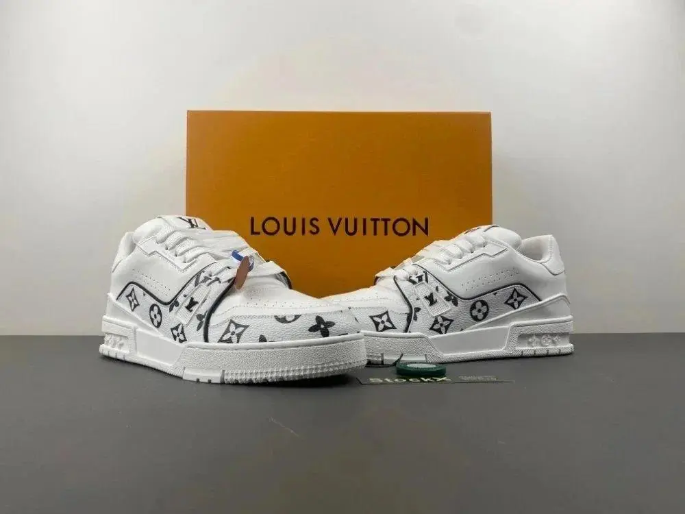 Louis Vuitton Sneakers