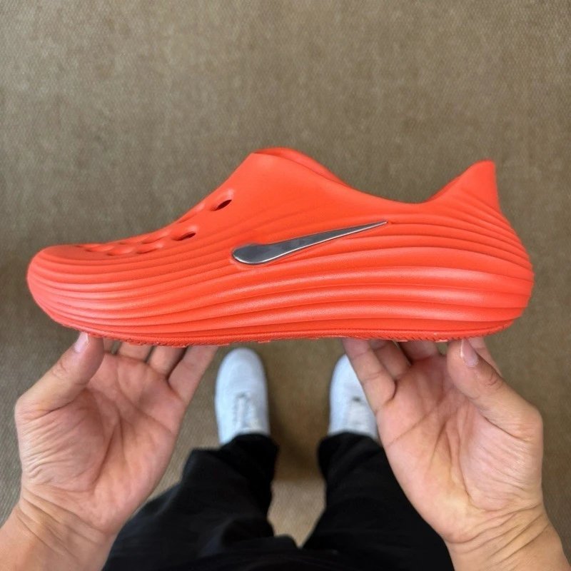 Nike Foam Runner Sandal